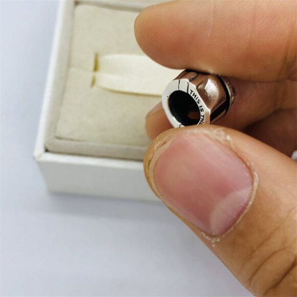 ✨✨ Pandora The Mandalorian Helmet Charm - Picture 6 of 6